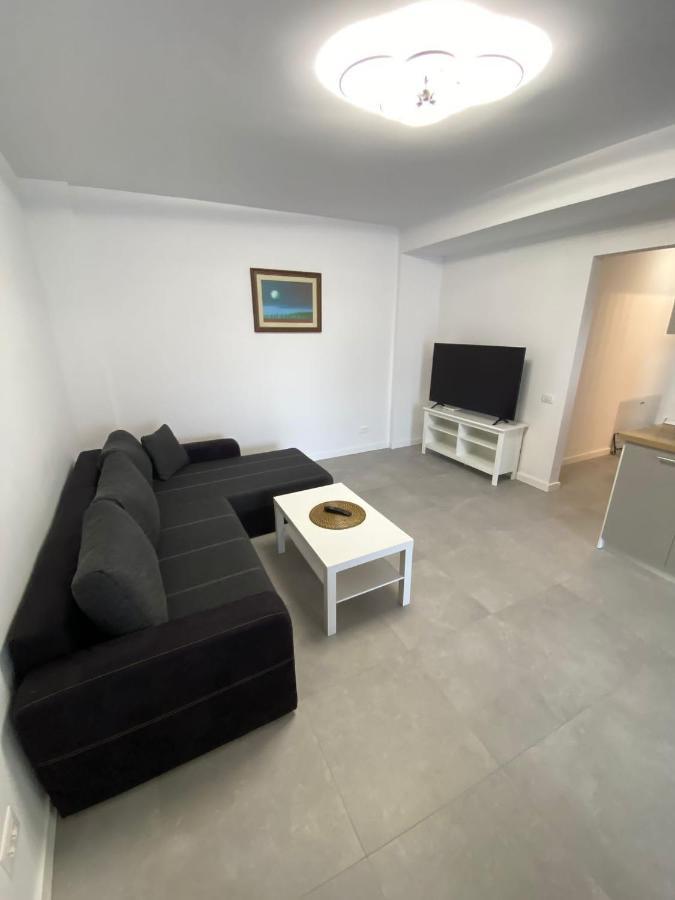 Catedral Apartment Bukarest Exteriör bild